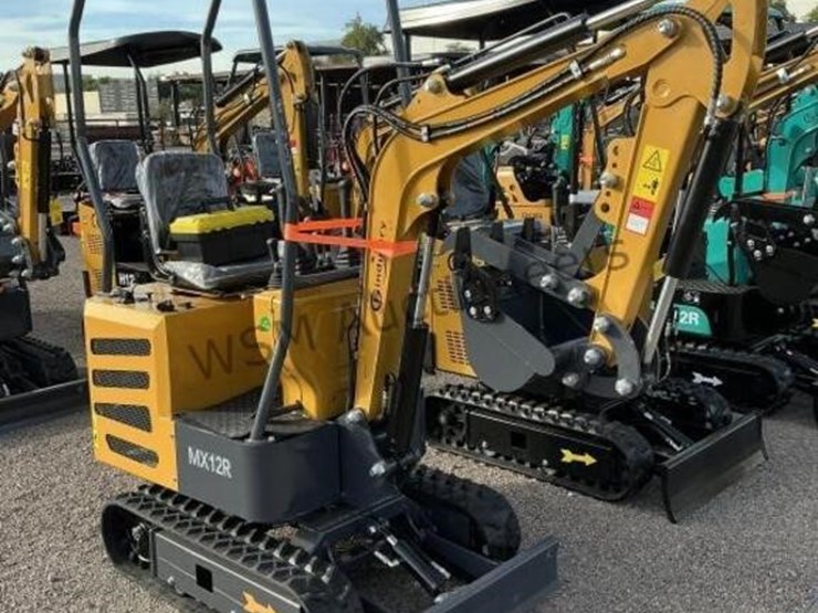 2025-cfg-mx12r-mini-excavator-image-1