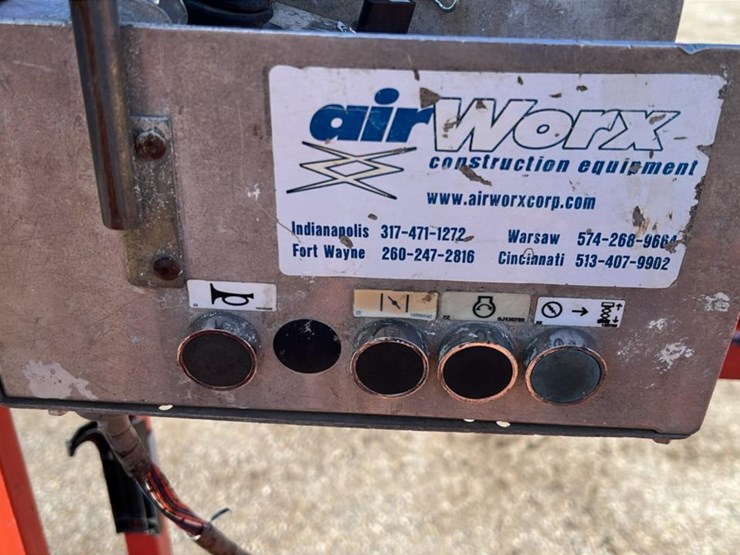 skyjack-sj7135rt-image-36