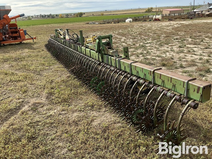 john-deere-400-image-19