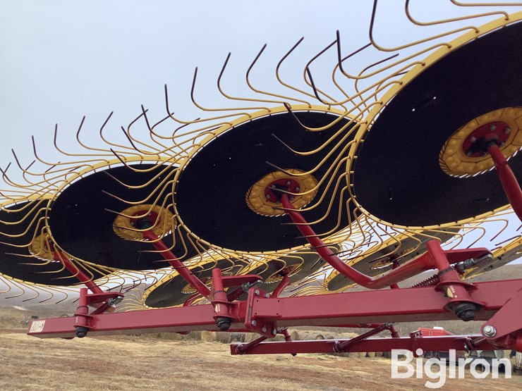 2018-new-holland-14-image-20