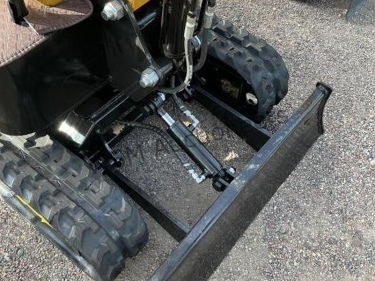 2025-cfg-h12r-mini-excavator-image-6