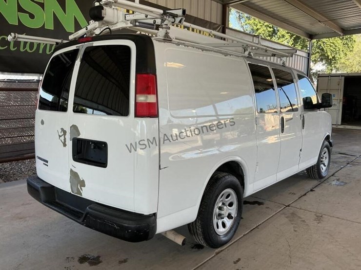 2012-chevrolet-express-1500-image-6