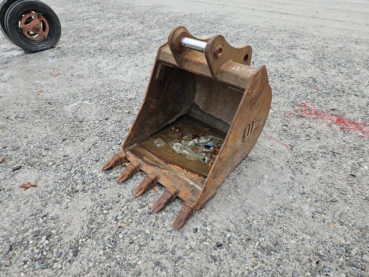 #201179-•-wb-excavator-bucket-image-1