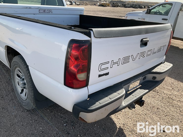 2006-chevrolet-1500-image-19