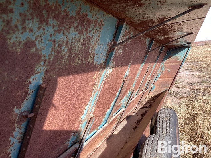 oklahoma-pride-325-bu-t/a-feeder-wagon-image-15