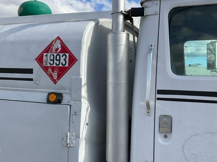 international-1854s-image-60