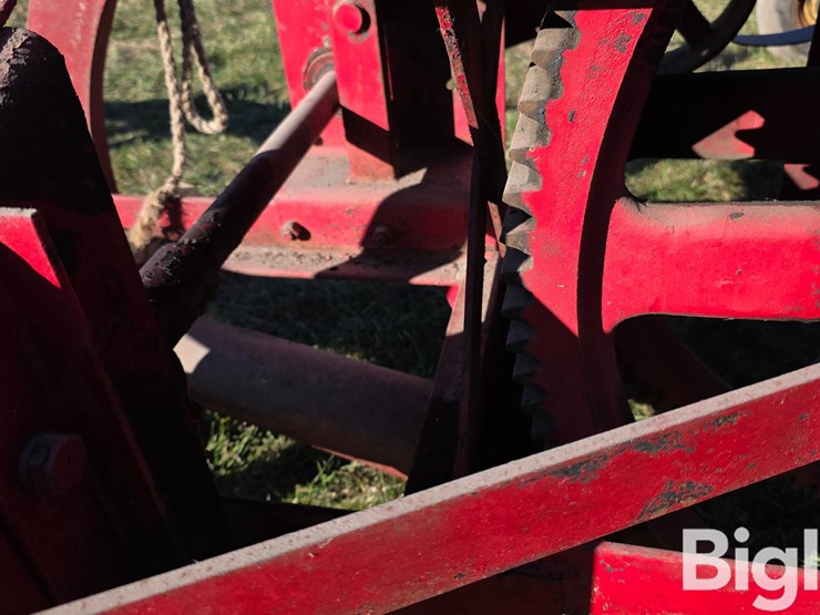 new-holland-77-image-19