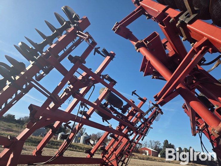 case-ih-4200-image-17