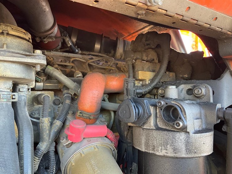 2016-sky-trak-6042-image-41