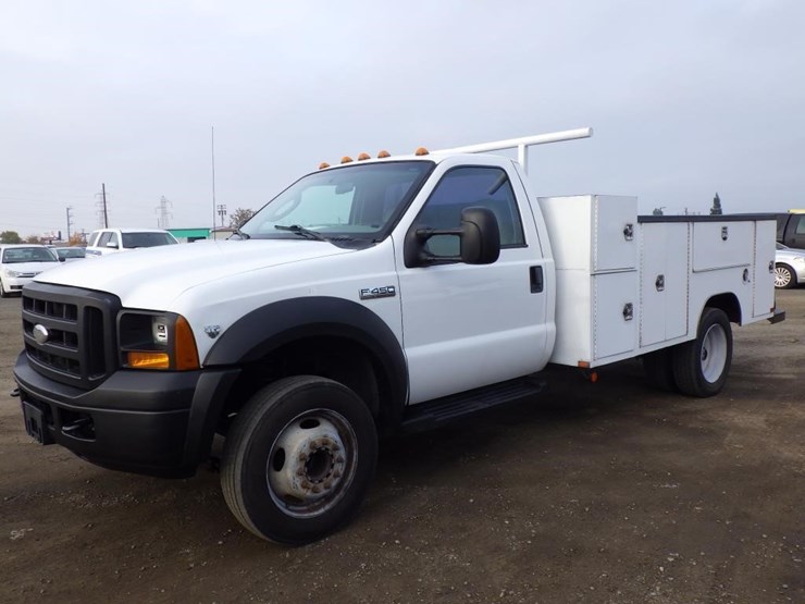 ford-f450-image-1