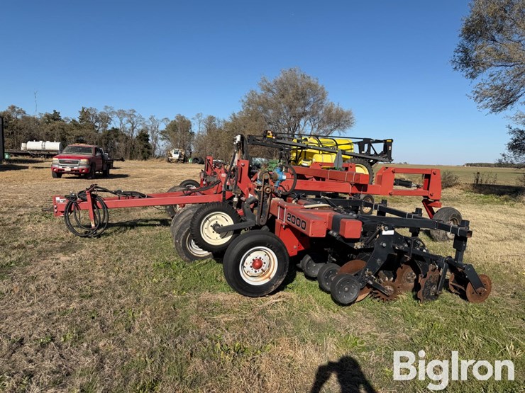 redball-2000-image-4