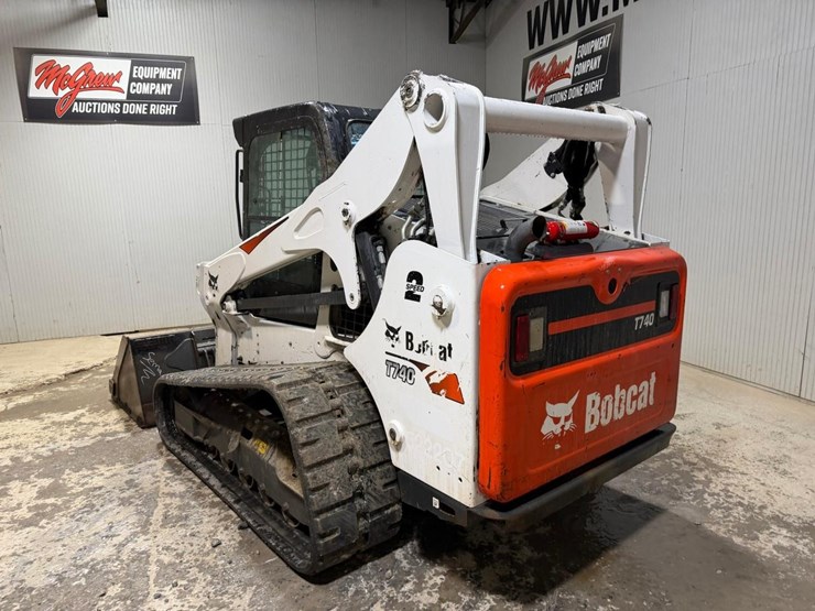 bobcat-t740-image-3