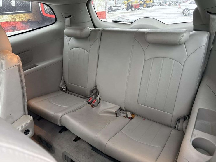 buick-enclave-image-21