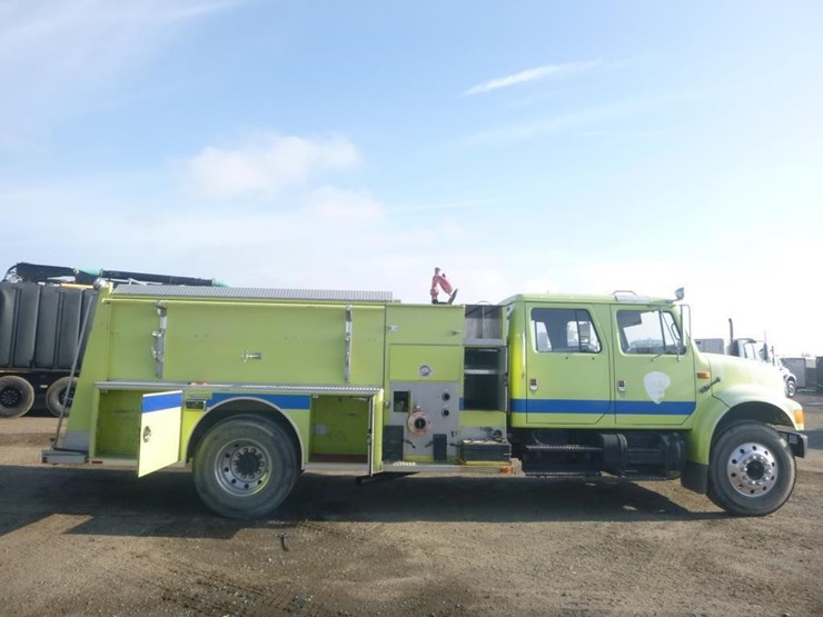 international-4900-image-7