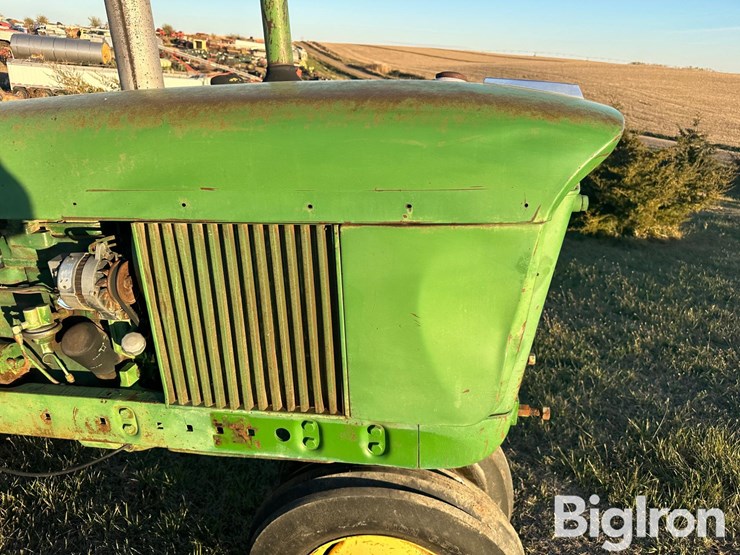 john-deere-2510-image-11