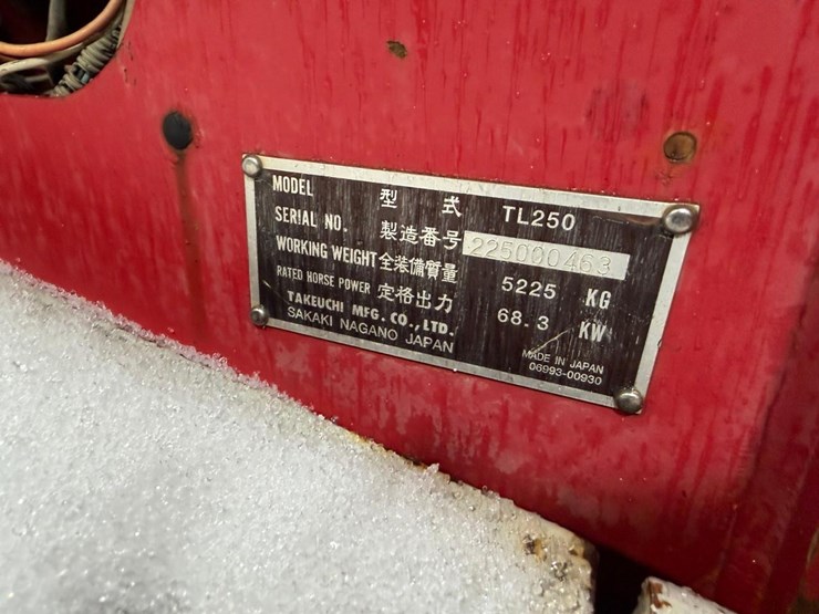 takeuchi-tl250-image-32