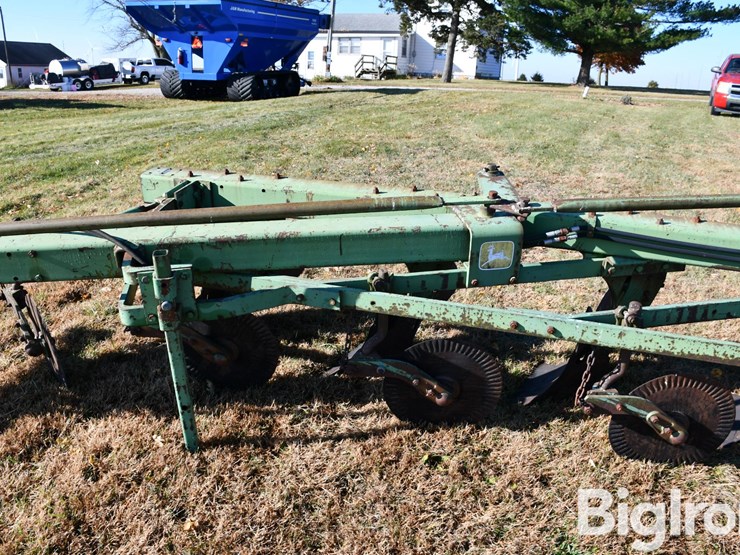 john-deere-5-image-12