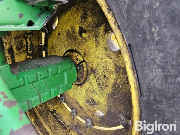 john-deere-4440-image-18