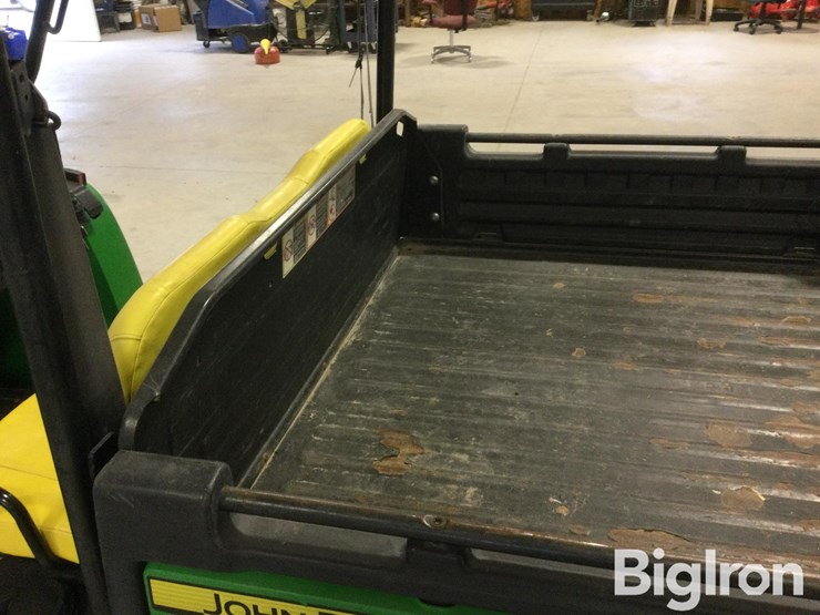 john-deere-gator-image-19