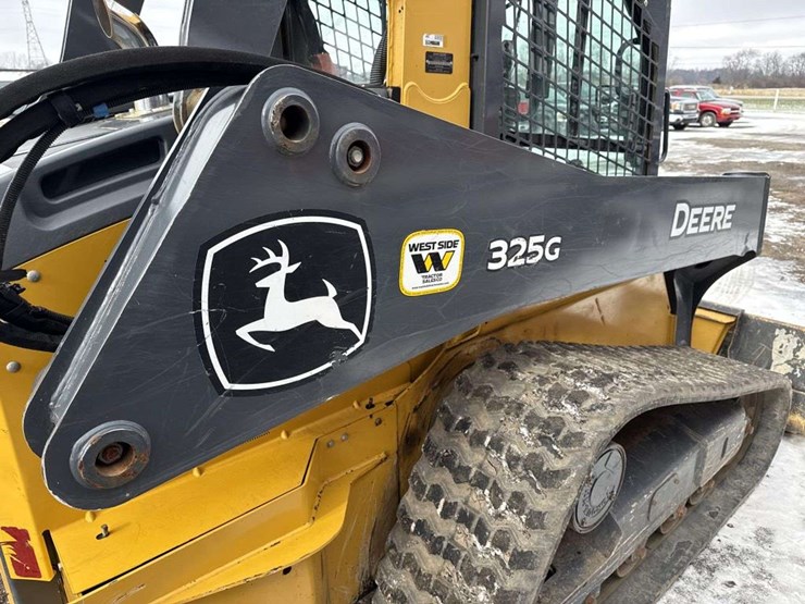 deere-325g-image-15