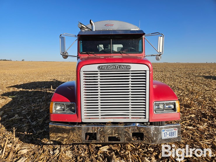 freightliner-fld120-image-2