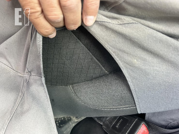 chevrolet-silverado-1500-image-27