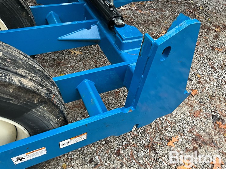 2012-kinze-3600-image-10