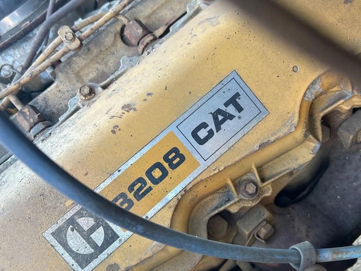 1981-caterpillar-3208-image-39