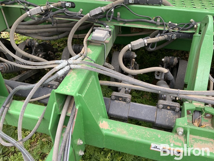 john-deere-1990-image-17