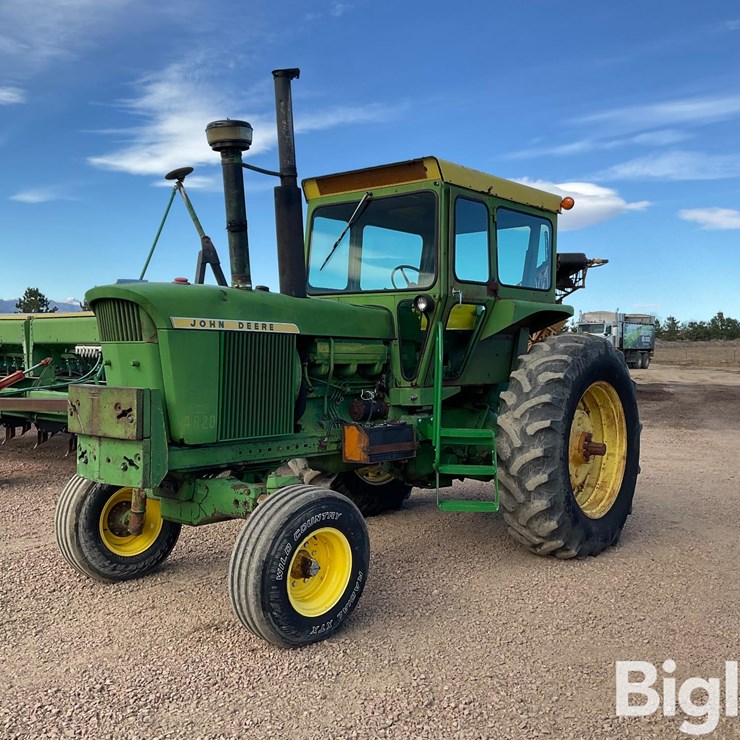 JOHN DEERE 4620