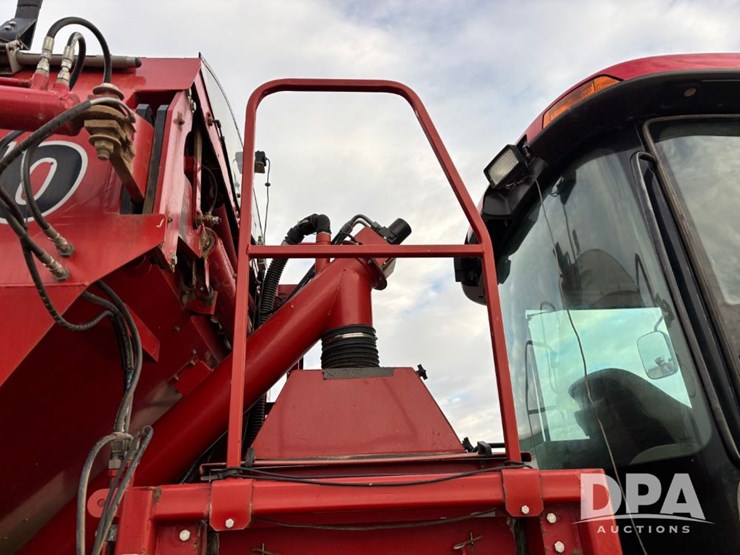 case-ih-titan-4530-image-56