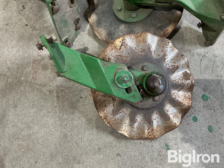 john-deere-row-openers-image-9