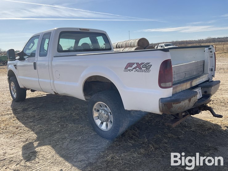 ford-f350-xl-image-7