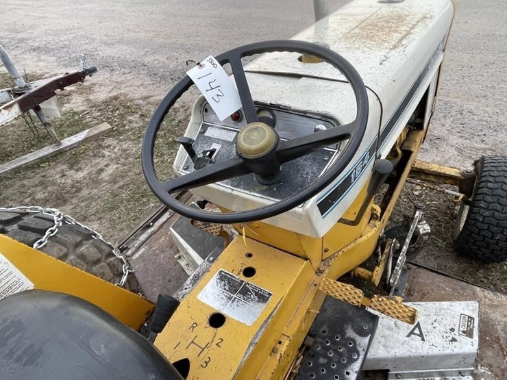 cub-lo-boy-154-utility-tractor-image-5