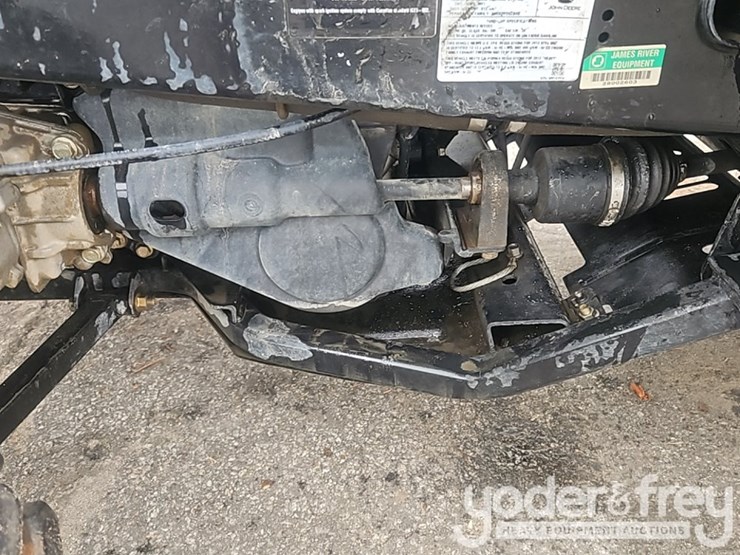 2013-john-deere-gator-image-12