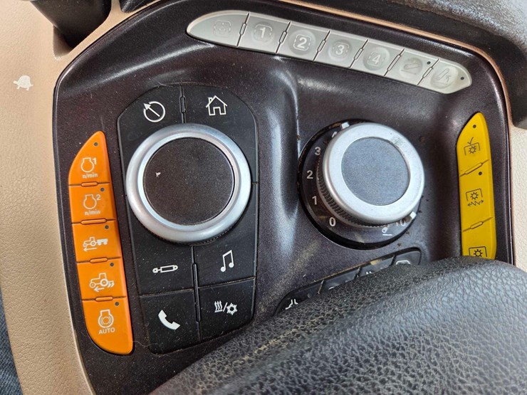 case-ih-620-image-57