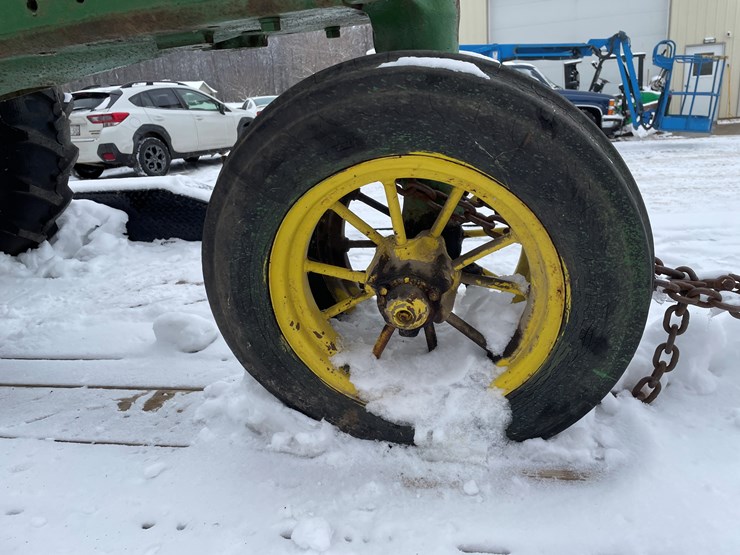 john-deere-b-image-20