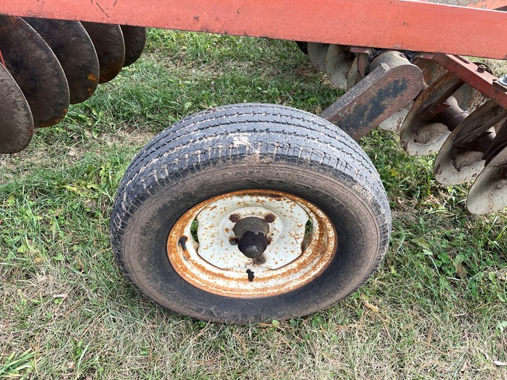 international-370-image-24