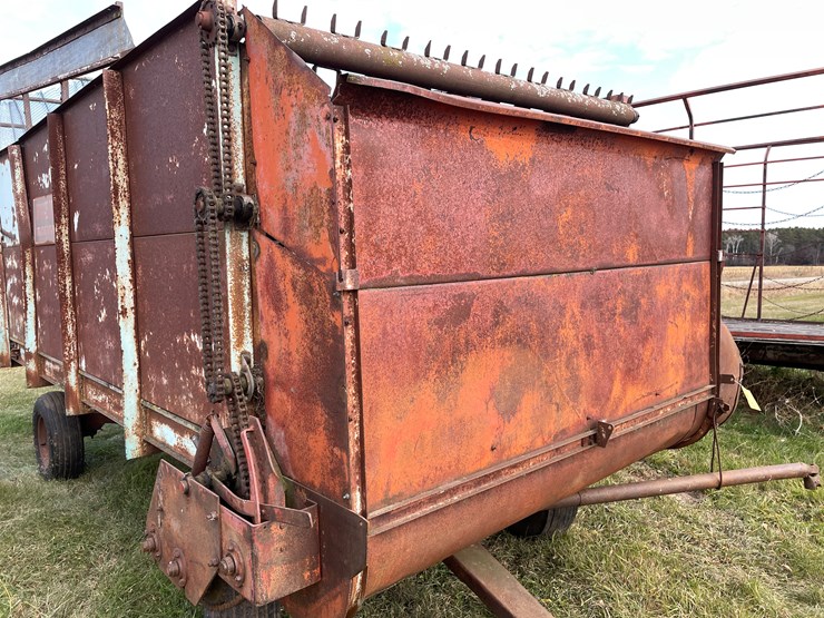 #200-•-forage-king-14"-chopper-box-(boyceville,-wi)-image-41