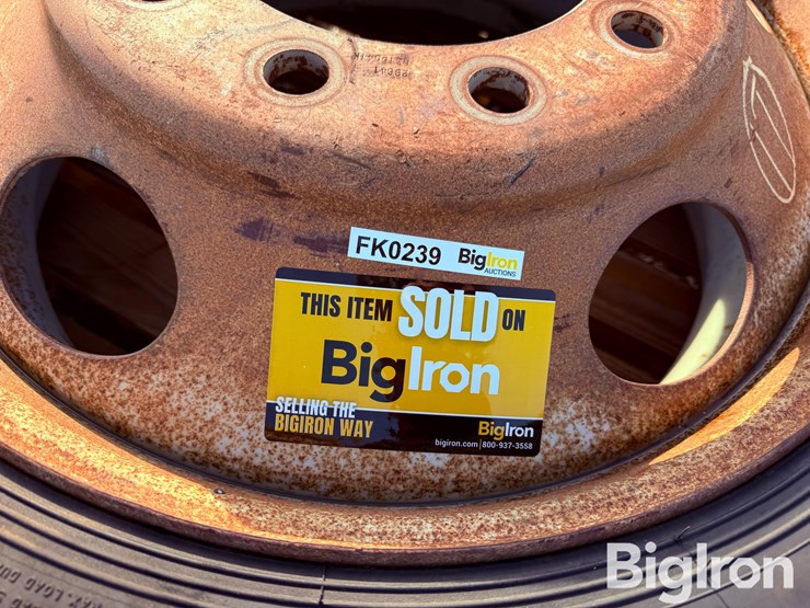 2)-11r24.5-tires-image-12