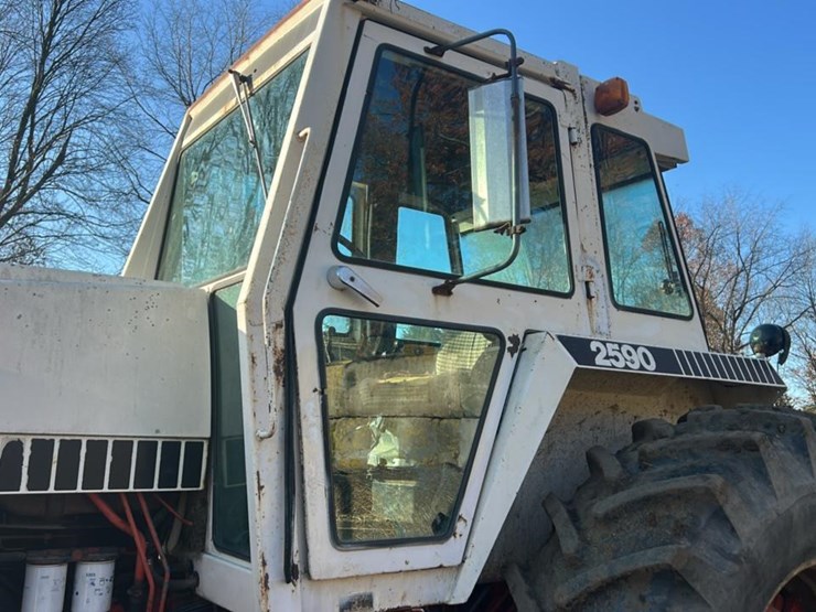 j-i-case-2590-image-16