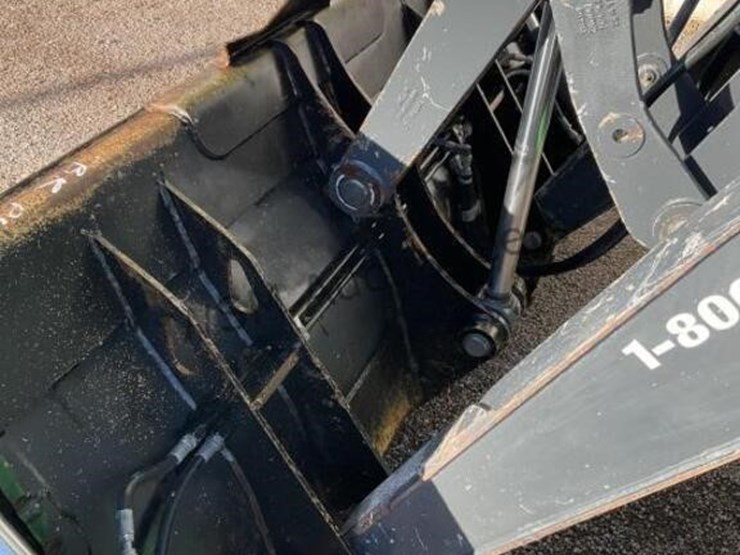 2018-deere-310l-ep-image-11