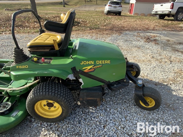 john-deere-f620-image-9