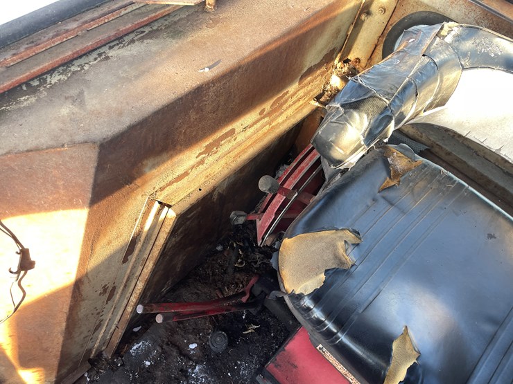 #1007-•-international-966-farmall-image-28