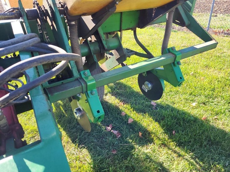 john-deere-7000-image-26