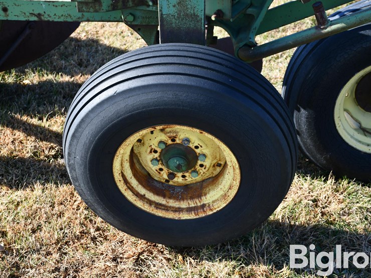 john-deere-5-image-19