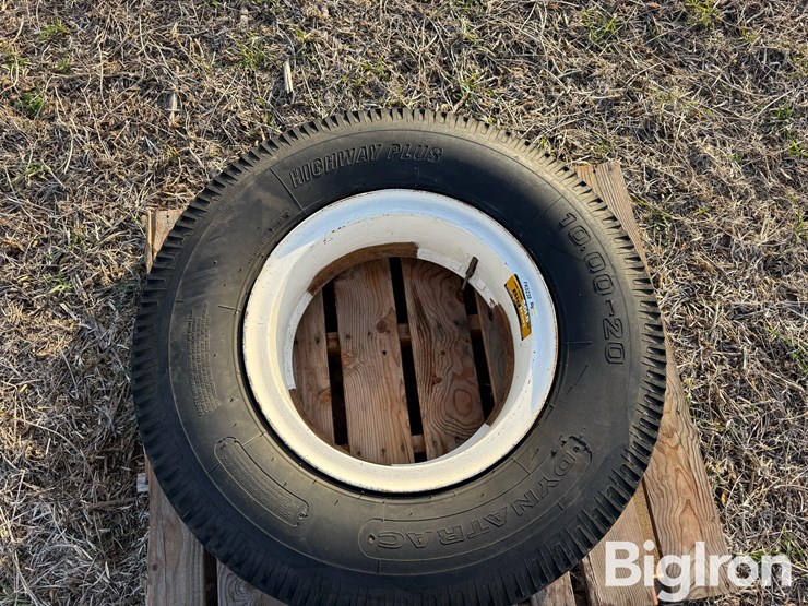 10.00-20-tire-image-9