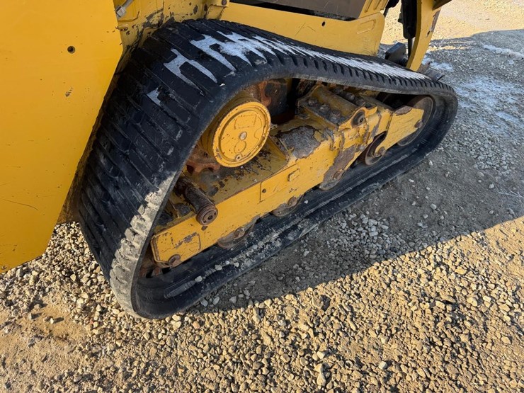 caterpillar-239d-image-16