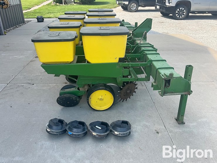john-deere-7100-image-4