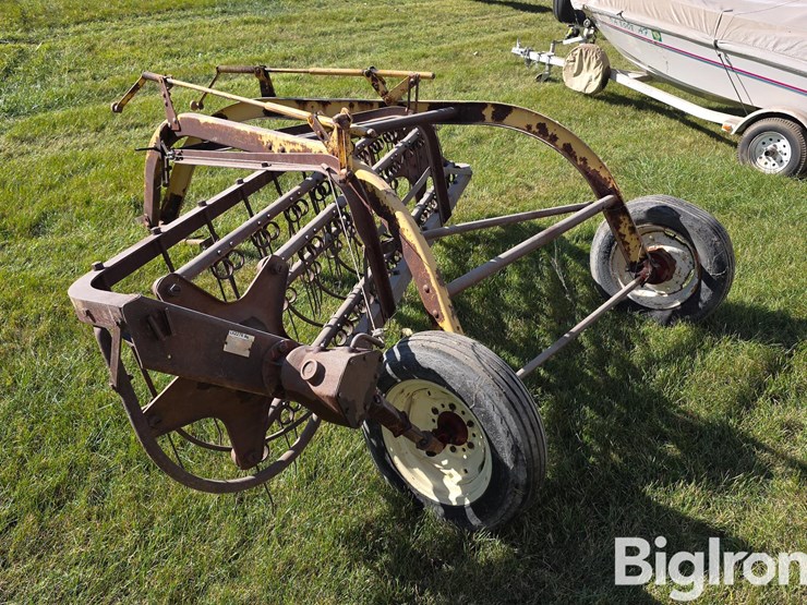 new-holland-s55-image-8